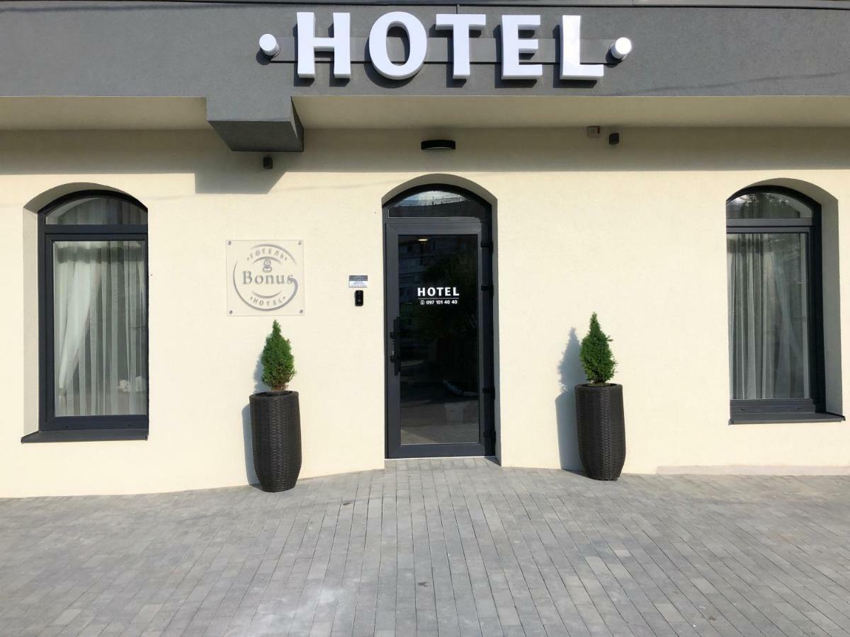 Hotel Bonus Kolomyia Extérieur photo